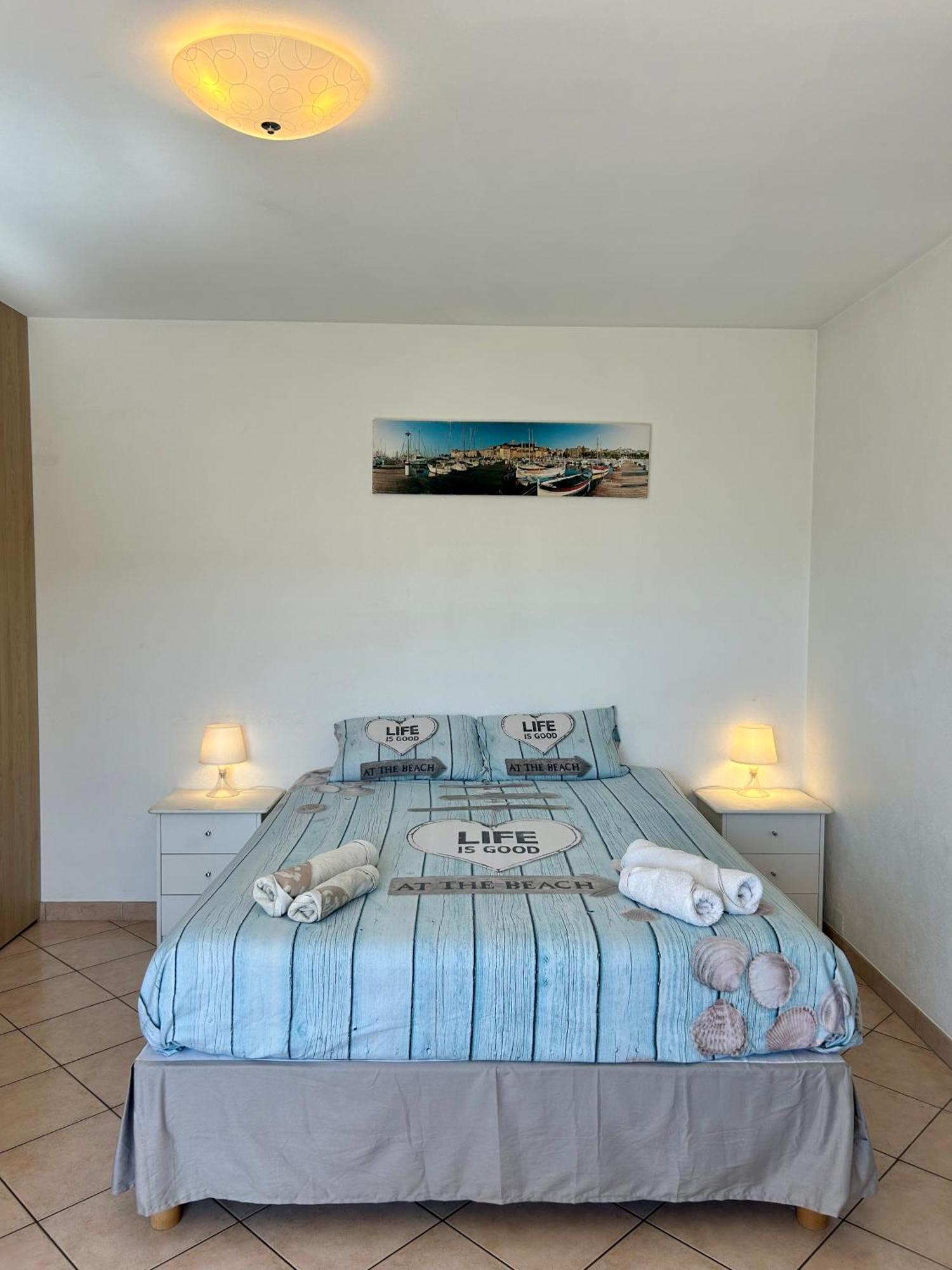 Les Ondes - Terrasse Rdc Villa Calme Parking Proche Plage Antibes Eksteriør billede